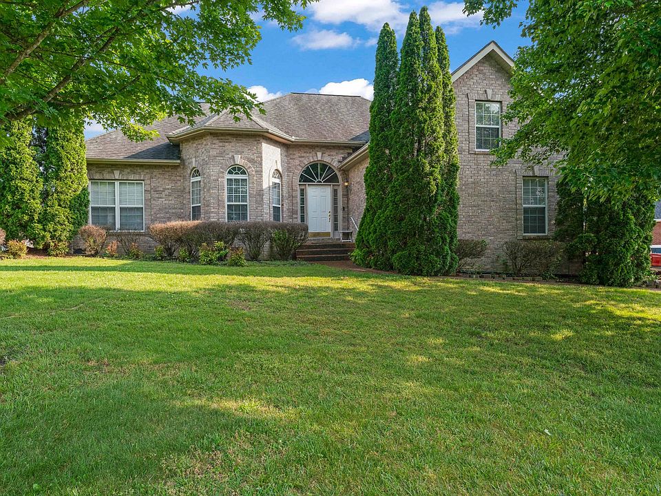 1st image of 3015 Liverpool Dr