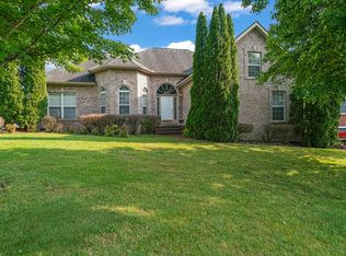 3015 Liverpool Dr, Thompsons Station, TN 37179