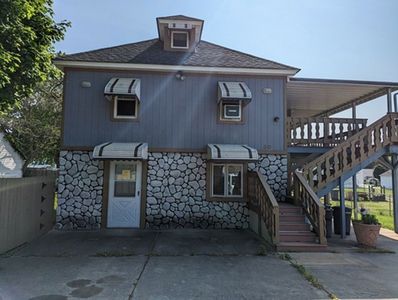 30 S School St, Gibbstown, NJ, 08027