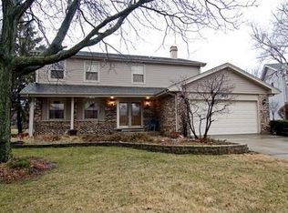 897 Asbury Ln, Schaumburg, IL 60193