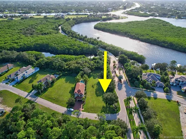 103 SE Via Bisento Port St, Pt Saint Lucie, FL 34952