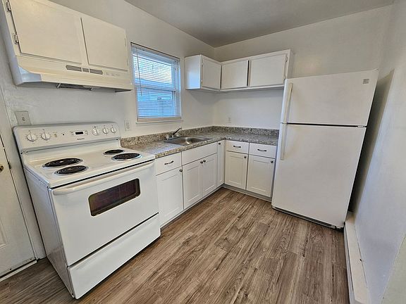 5th image of 420 Harbour North Dr