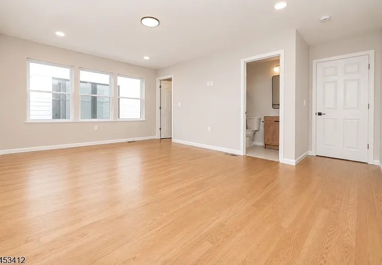29 Frederick St #1 — Photo 12