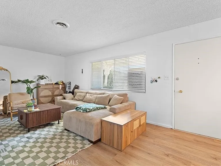 14701 Mesa Dr — Photo 2