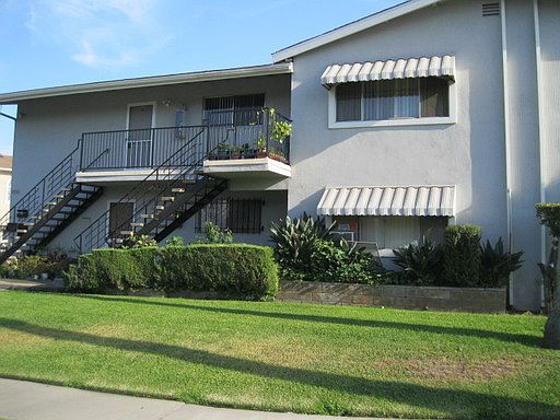 2nd image of 10060 Laurel Ave APT A