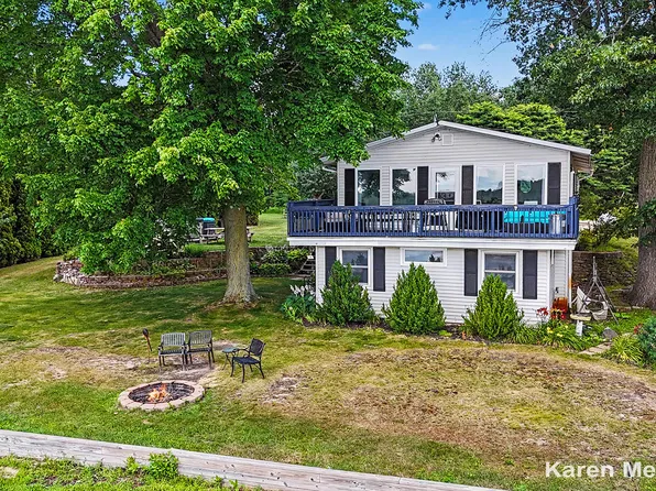 4991 Lakeview Dr, Coral, MI 49322