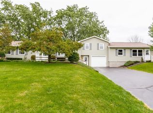 479 Middle Rd, Caledonia, NY 14423