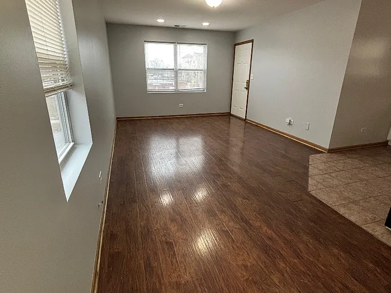 7456 S Stewart Ave — Photo 5