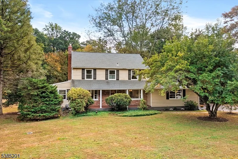 17 Cherry Brook Dr photo 1