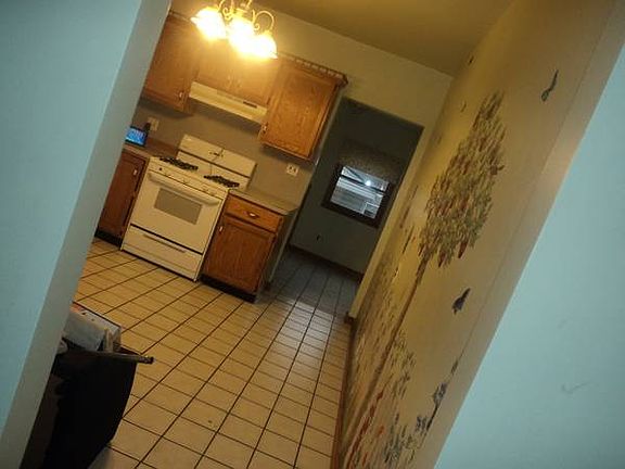 5th image of 5012 Montfaucon St