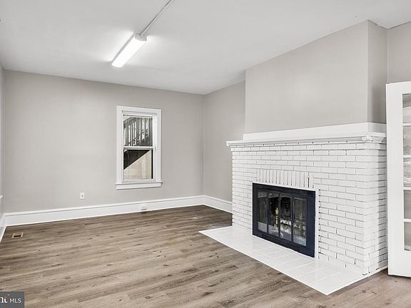 4th image of 517 White Horse Pike