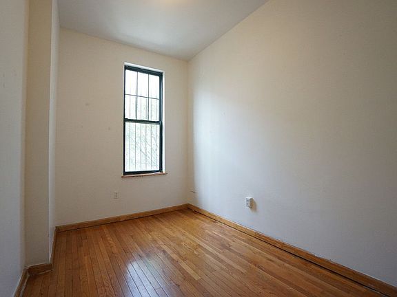 5th image of 294 Troutman St APT 2R
