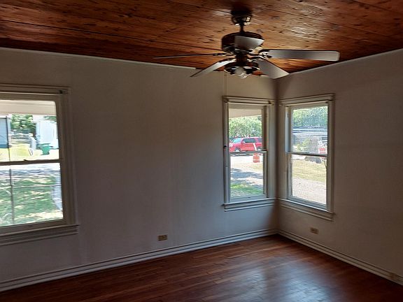 2nd image of 2223 Saint Anthony Ave
