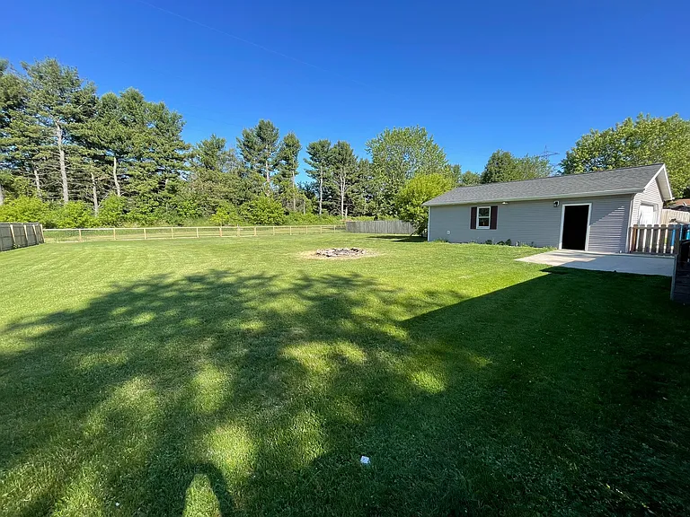 Large Fenced Back Yard