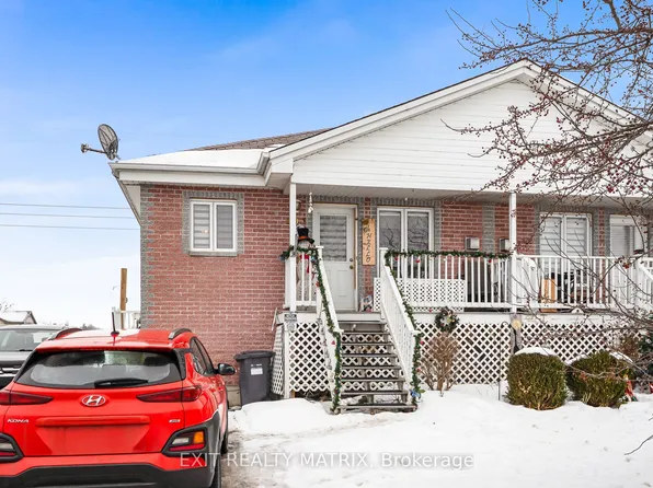 993 Jacynthe St, Hawkesbury, ON K6A 3W4