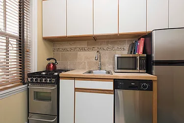 Sold by Brenda Victoria, LREB