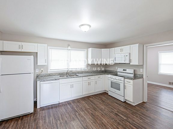 5th image of 6232 Lance Ln