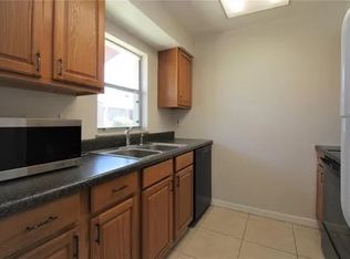 215 Dorchester Sq, Lake Mary, FL 32746