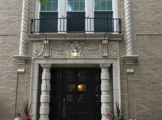 802 Elmwood Ave APT 2E, Evanston, IL 60202