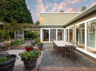 535 English Bluff Rd, Delta, BC V4M 2M9