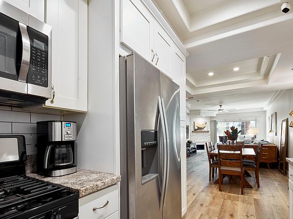 2nd image of 3743 S Canfield Ave APT 106