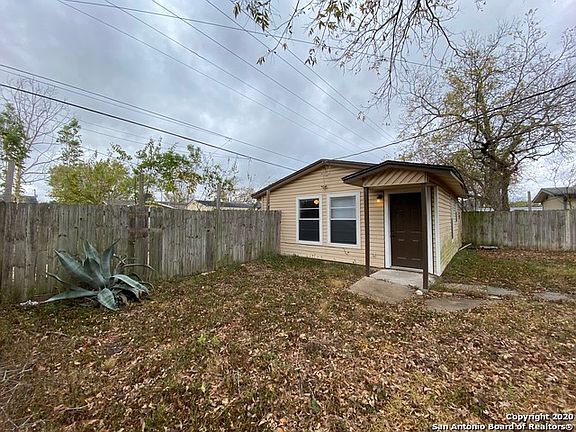 2nd image of 130 Gayle Ave