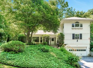 3 Crossway, Scarsdale, NY 10583
