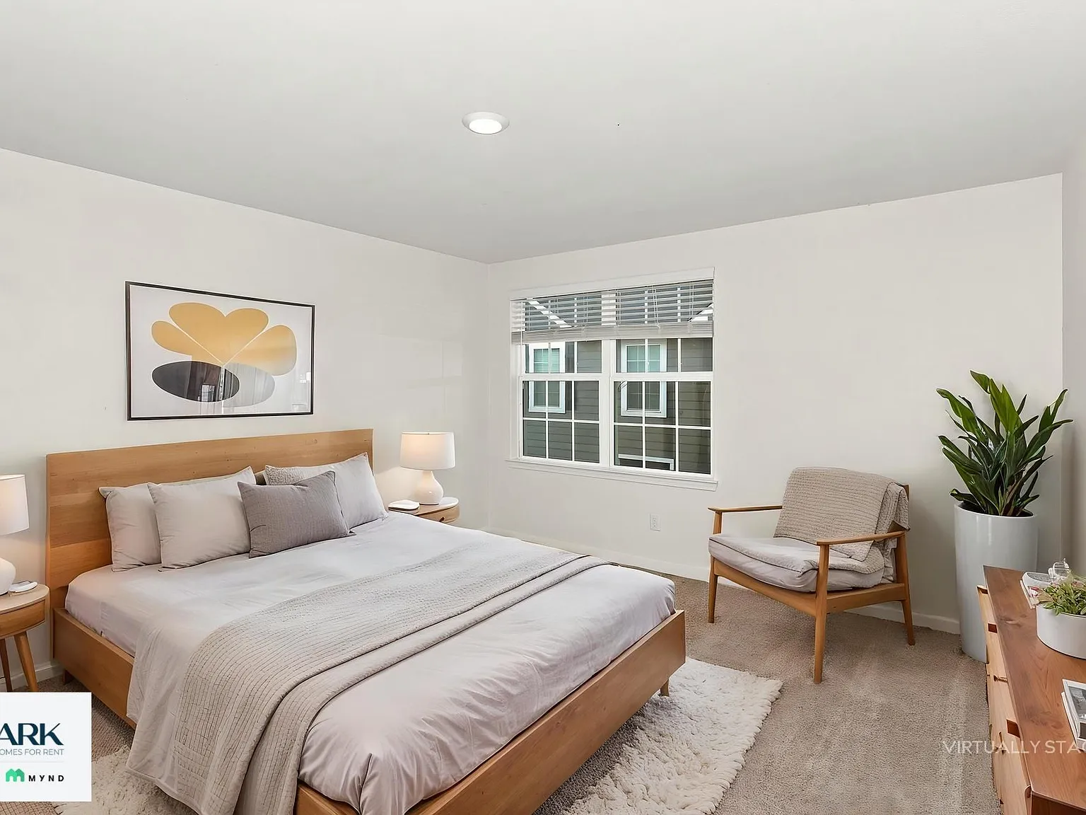4 bed, 2.5 bath, 1727 sqft, $1,799 — Photo 4