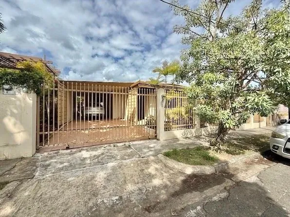 Mar Mediterraneo #5, Carolina, PR 00979