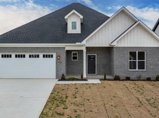 1435 Ronnie Weaver Dr, Conway, AR 72034