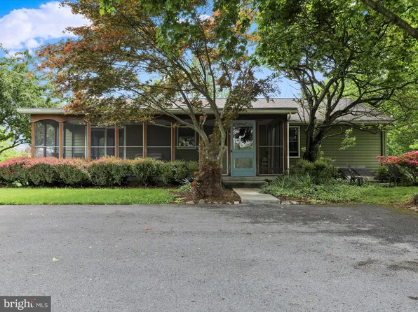 5133 Swope Rd, Chambersburg, PA 17202