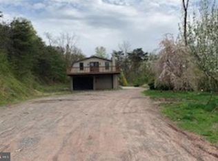 150 Sunshine Ln, Lykens, PA 17048
