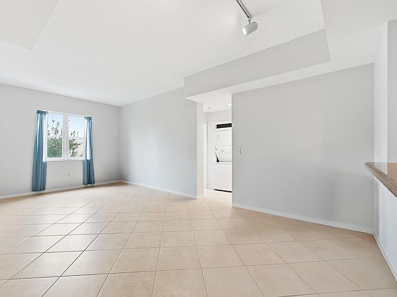 4th image of 1209 Main Street #301