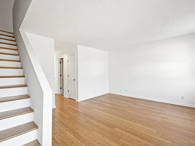 217 Walton Ferry Rd #108 — Photo 6