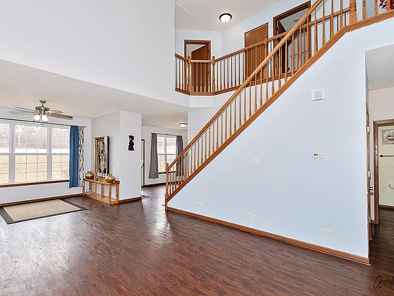 5th image of 106 Terra Vista Ct