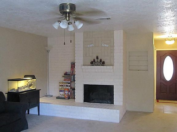 3rd image of 14230 Barrone Dr