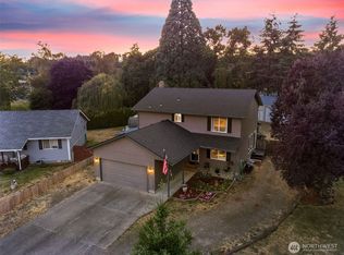 1833 Hawthorne Ct, Woodland, WA 98674