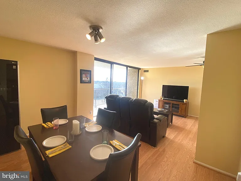 118 Monroe St #709 — Photo 12