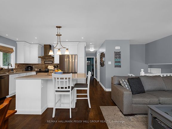 3rd image of 6063 Vasey Rd