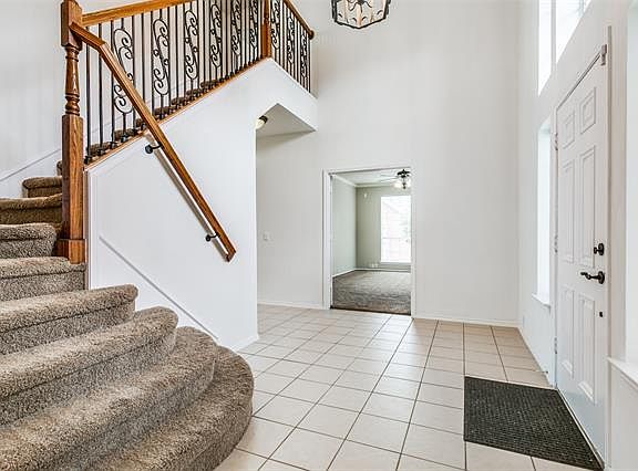 5th image of 3208 Burleson Dr