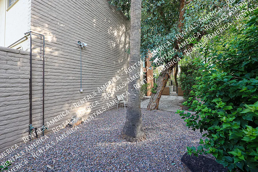 Coming Soon! 3 Bedroom Condo-Heart Of Scottsdale — Photo 4