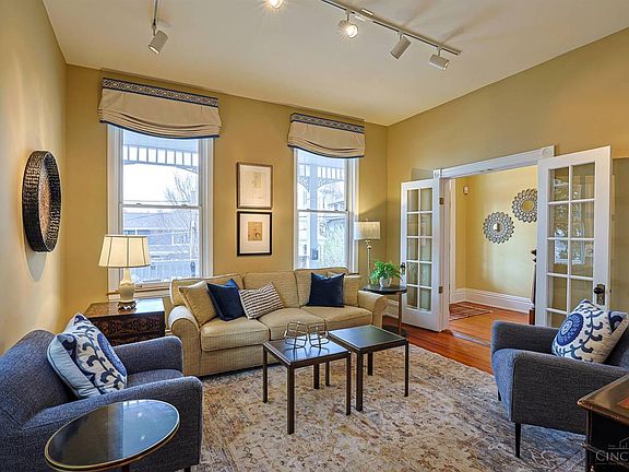 5th image of 416 Torrence Ct