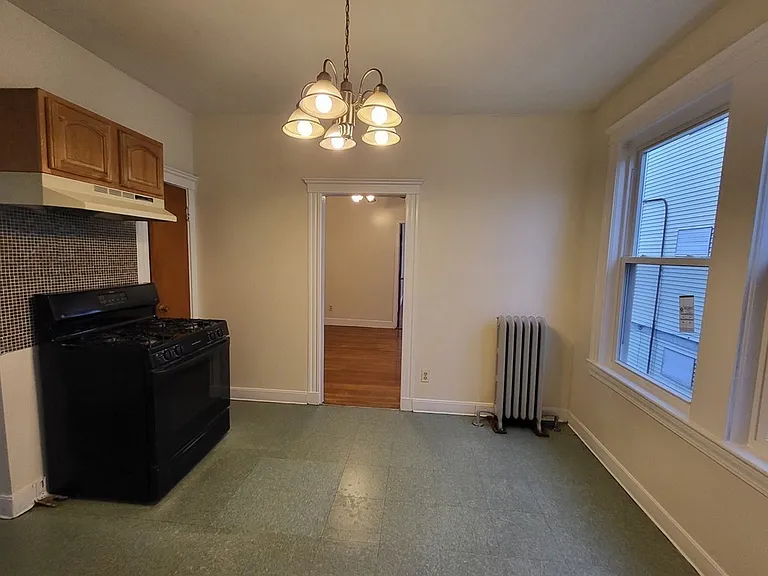 19 Mora St #2 — Photo 15
