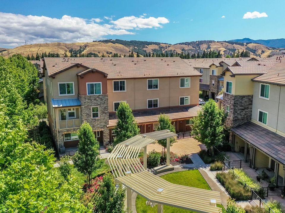 1st image of 6110 Golden Vista Dr