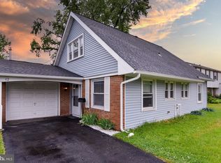 42 Ballad Ln, Willingboro, NJ 08046