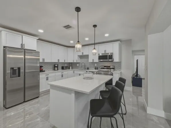 632 Las Palmas Park, Boynton Beach, FL 33435