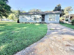 213 Meadow Park Dr, North Little Rock, AR 72117