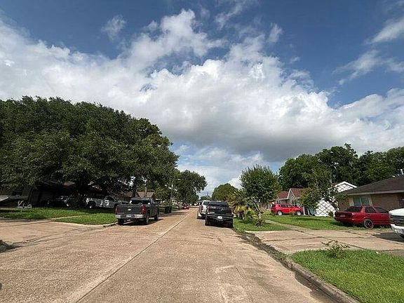 4th image of 4715 Knottynold Ln