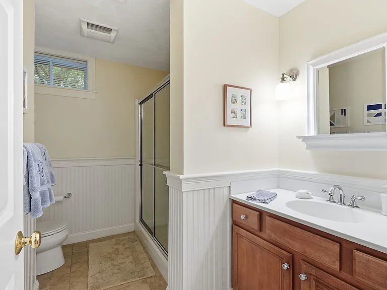 16 Gerber Cir — Photo 5