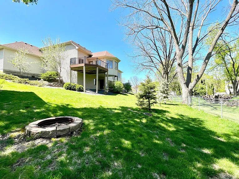 640 S Park Ct — Photo 37
